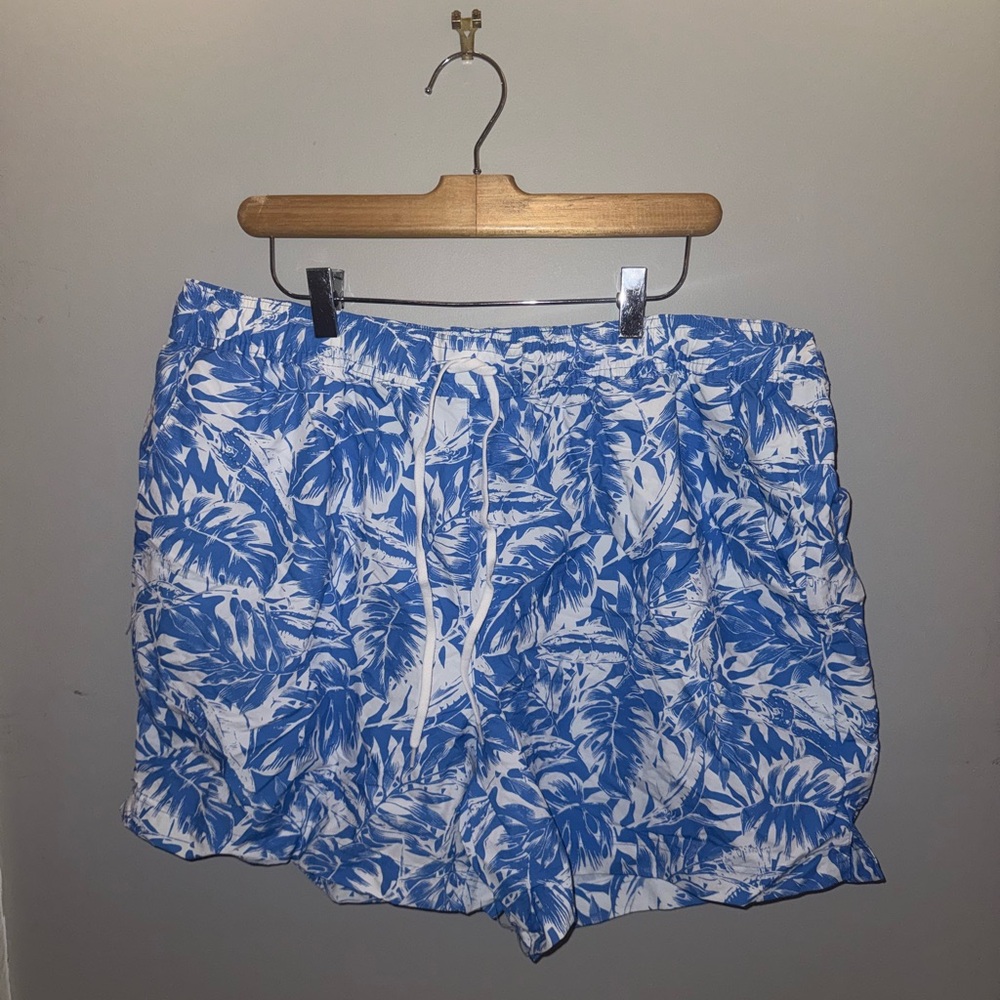 Women’s Columbia PFG Shorts